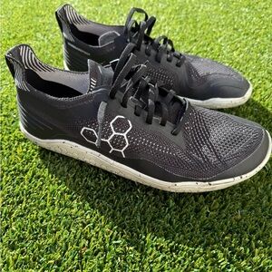 Vivobarefoot men’s Geo Racer knit Sz 42
